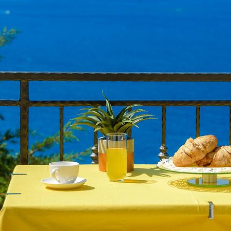 Golden Seaview Holiday Home Mlini Bilik gambar
