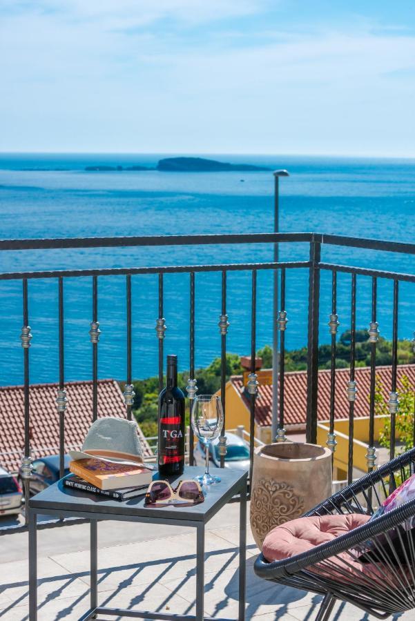 Golden Seaview Holiday Home Mlini Luaran gambar