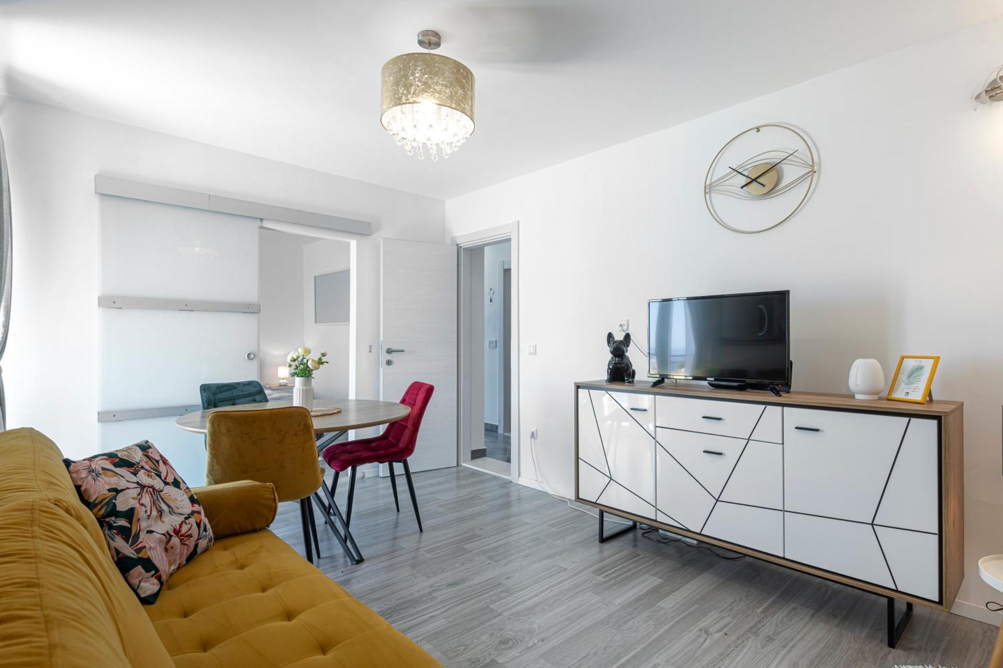 Golden Seaview Holiday Home Mlini Bilik gambar